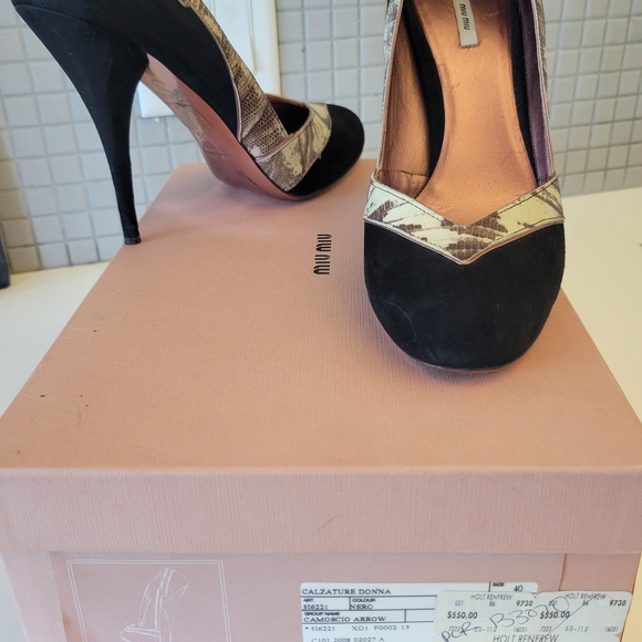 Miu Miu Black and Cream Heels - Picture 2 of 7